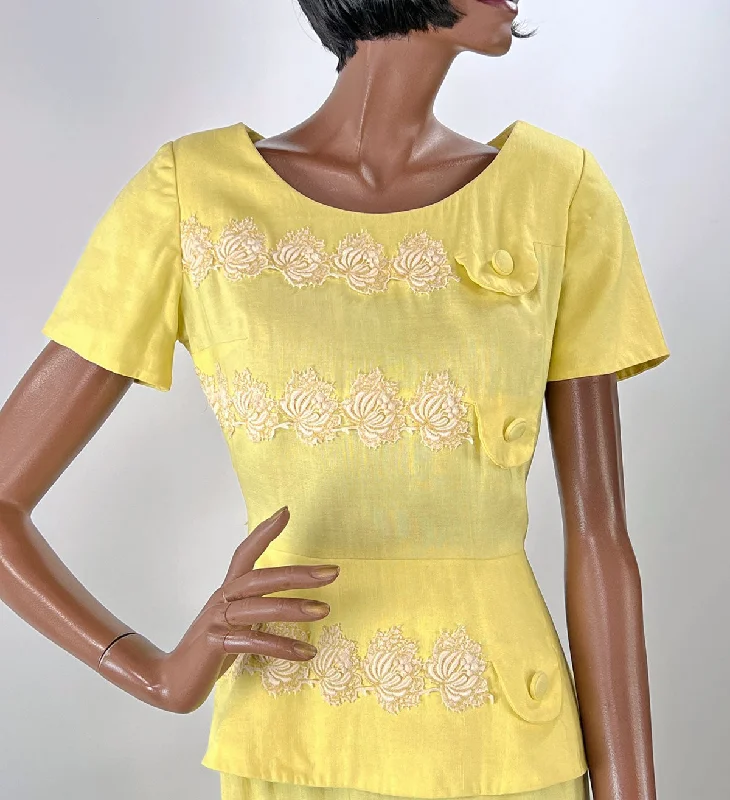 50s Yellow Fitted Dress Women's Vintage Peplum White Lace Accents Medium Grace da Pozzo VFG Turtleneck Warm Winter