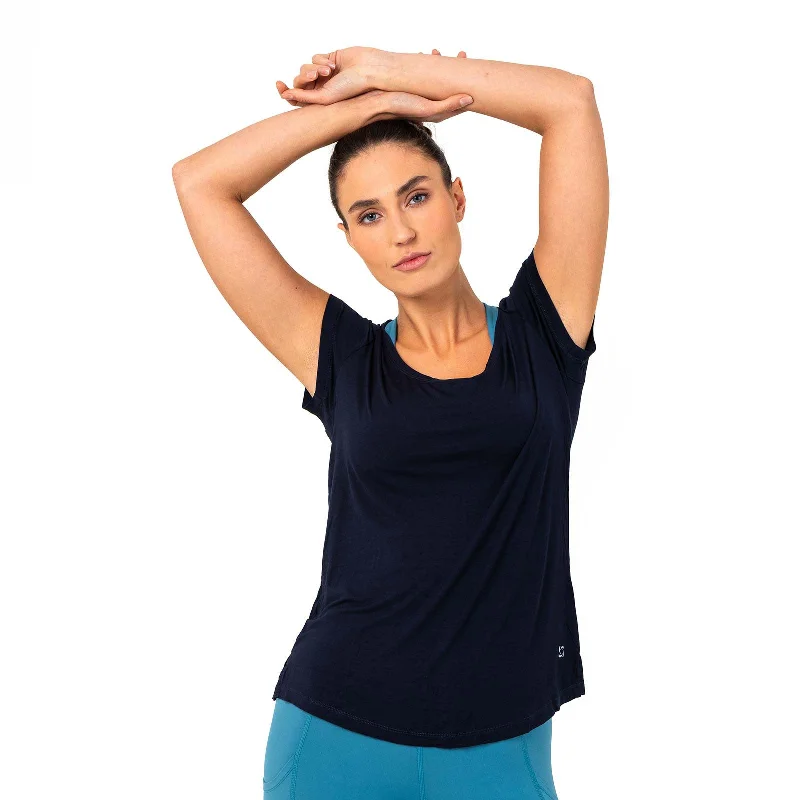 Bodylogic Trust Scoop Neck T-Shirt-- Fleece Nylon Spandex