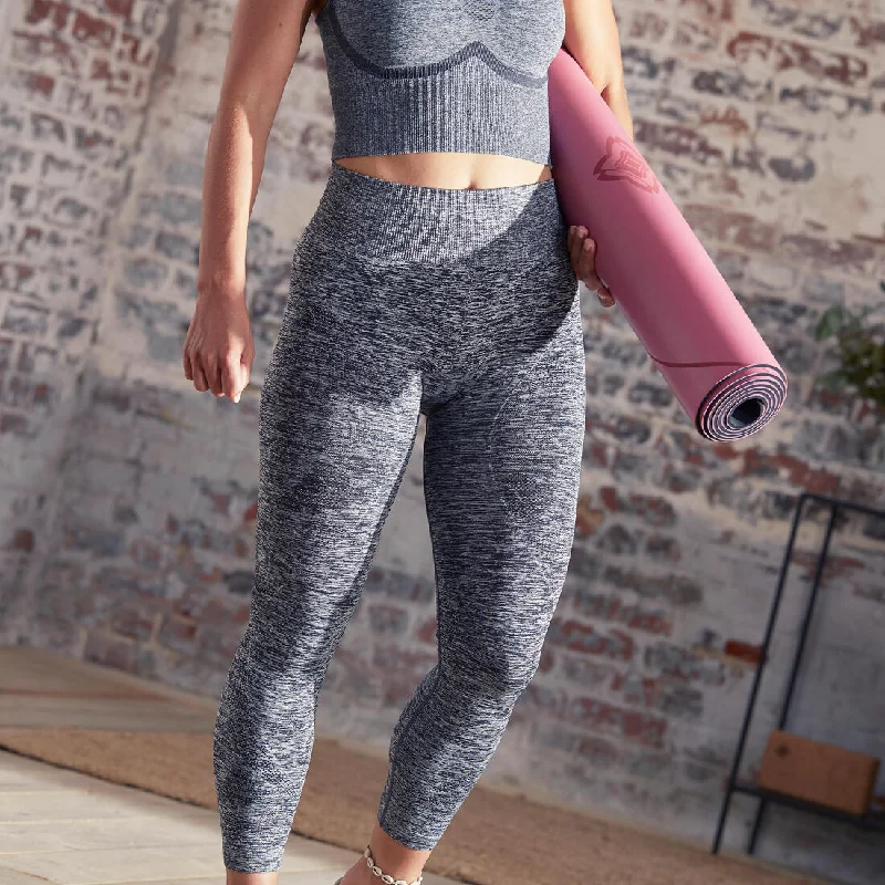 Seamless 7/8 Dynamic Yoga Leggings Comfortable Ribbed Sports Leggings