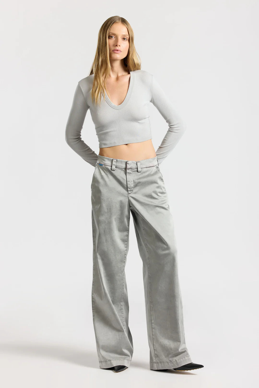 Verona Crop U Neck Shirt - Silver Cast-- Welt Pockets Slit Pockets Flap Pockets