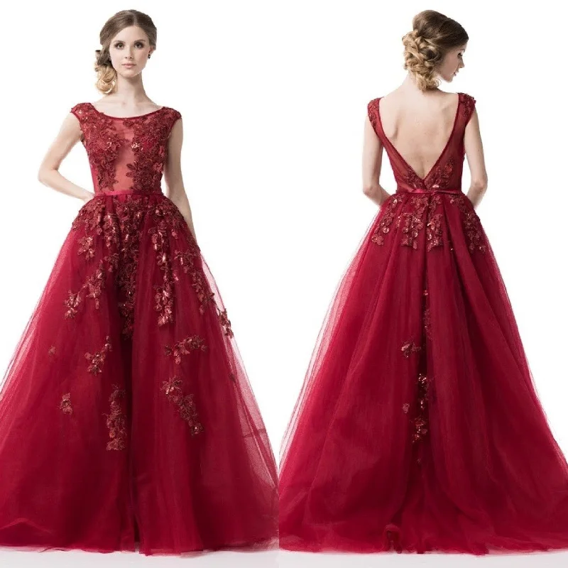 2018 Fairytale Prom Dress Long evening ball gown in Burgundy Tunics Fashionable trendy