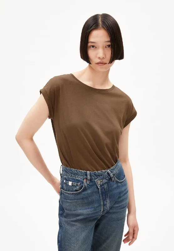 Jilaana  T Shirt - Dried Moss-- Asymmetrical Pockets Print