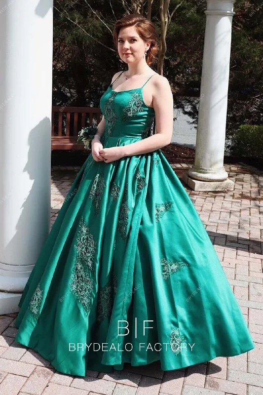 Green Spaghetti Straps Lace Satin Ball Gown Floor Length Sweet 16 Dress Tunics Recommended stylist