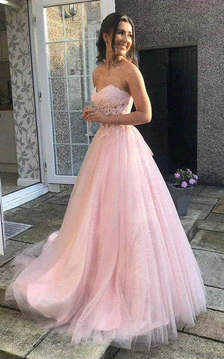 Sweetheart Lace Applique A-line Blush Tulle Evening Formal Prom Dress with Corset Back Tunics Wedding white