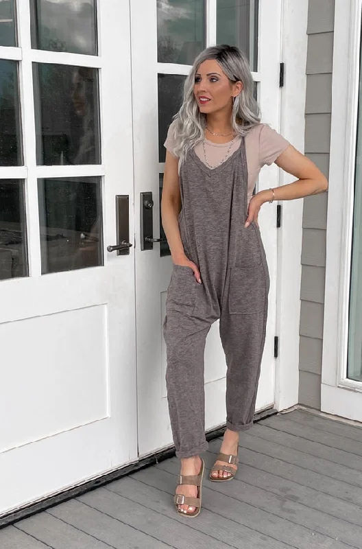 The Tara Pocketed Jumpsuit | S-XL, 4 Colors Sleeveless jumpsuit, Elegant, Fashionable, Comfortable