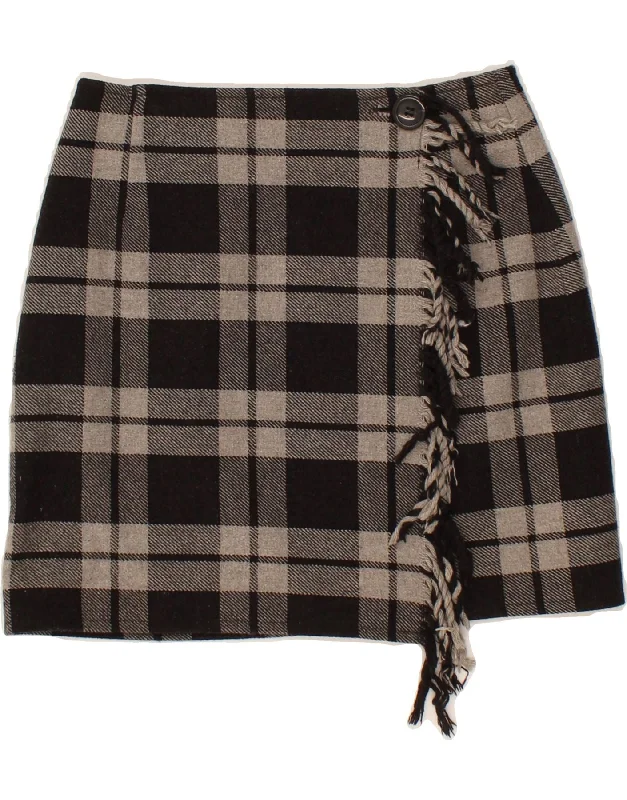 BENETTON Womens Wrap Skirt IT 40 Small W26  Black Check Wool wool skirt warm